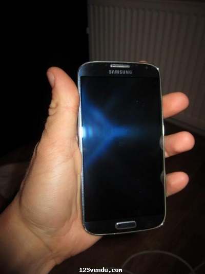 Annonces classees img:preview Samsung Galaxy S4 32GO débloqué tout opérateur