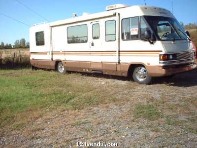 Annonces classees img:preview Motorisé Winnebago Cheftain