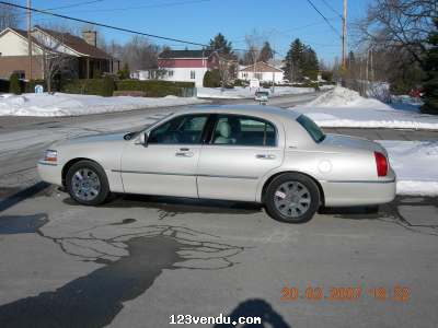 Annonces classees img:preview LINCOLN TOWN CAR ULTIMATE 2004