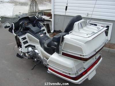 Annonces classees img:preview Moto Honda GoldWing SE GL 1500 1996