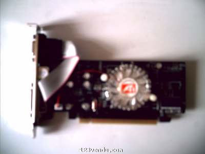 Annonces classees img:preview Carte Graphics ATI Radeon X300SE PCI Express 128MB DDR, 64-bit, DVI/TV-Out