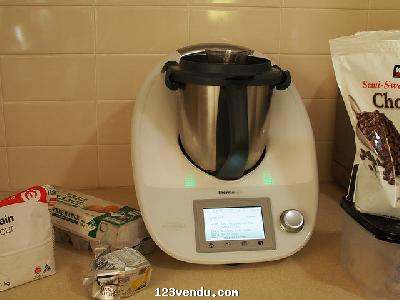 Annonces classees img:preview thermomix TM5 à un prix forfetaire de 750€