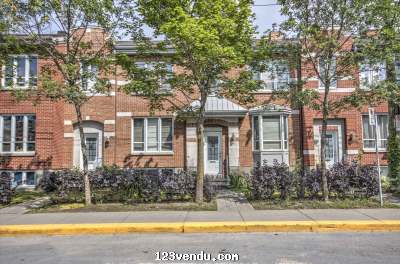 Annonces classees img:preview Spacieux condo style cottage Verdun