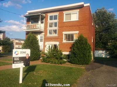 Annonces classees img:preview 3065-3067 Coderre, St-Hubert  418 000$