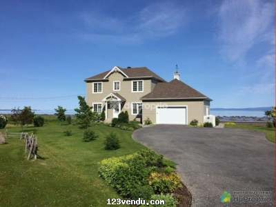 Annonces classees img:preview Magnifique cottage au bord du fleuve