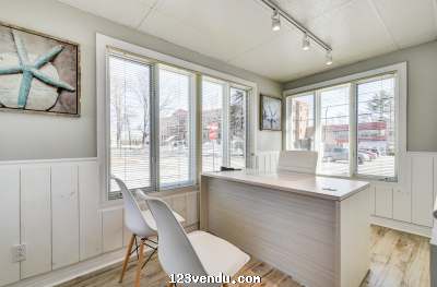 Annonces classees img:preview Espace de coworking a louer a St-Jerome