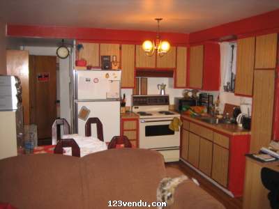 Annonces classees img:preview Beautiful 3 1/2 in Cartierville - Beau 3 1/2 à Cartierville