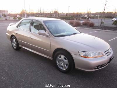 Annonces classees img:preview 2002 Honda Accord EX Sedan V-6 4 portes