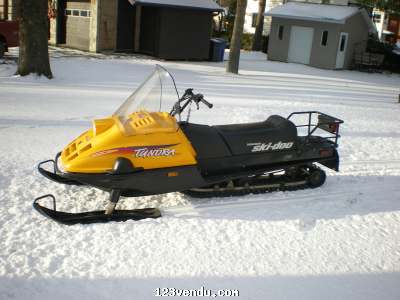 Annonces classees img:preview Motoneige Ski-Doo Tundra