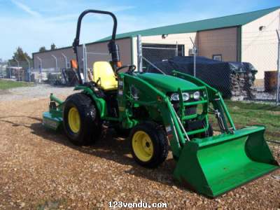 Annonces classees img:preview Excellent John Deere 4600 4WD a tres bon etat