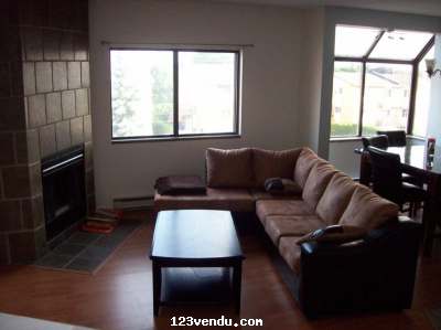 Annonces classees img:preview 2 Bedrooms Condo - Dispo