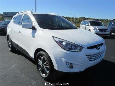 Annonces classees img:preview Urgent vente 2013 Hyundai Santa Fe Sport 2.4 AWD Voiture